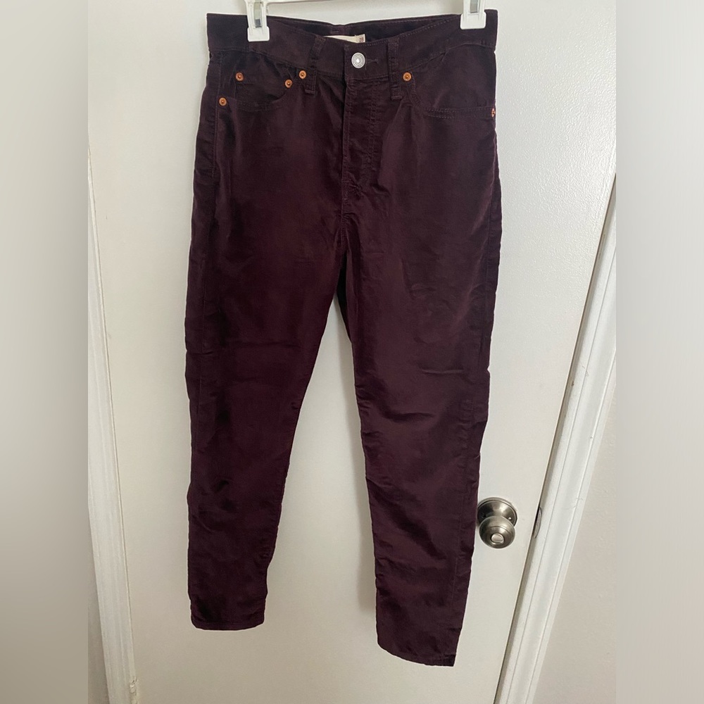 Levi’s wedgie skinny in velvet